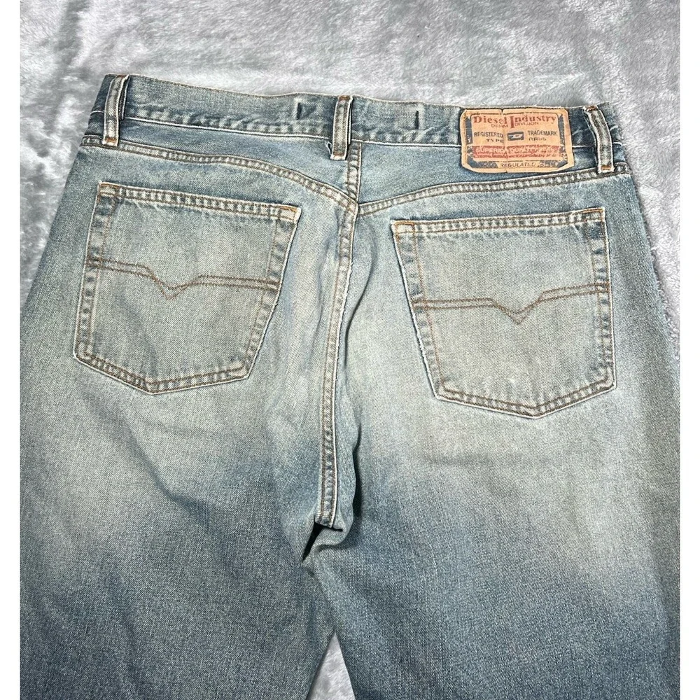 Diesel Jeans Men Size 36x31 Blue Denim Made In Italy Straight